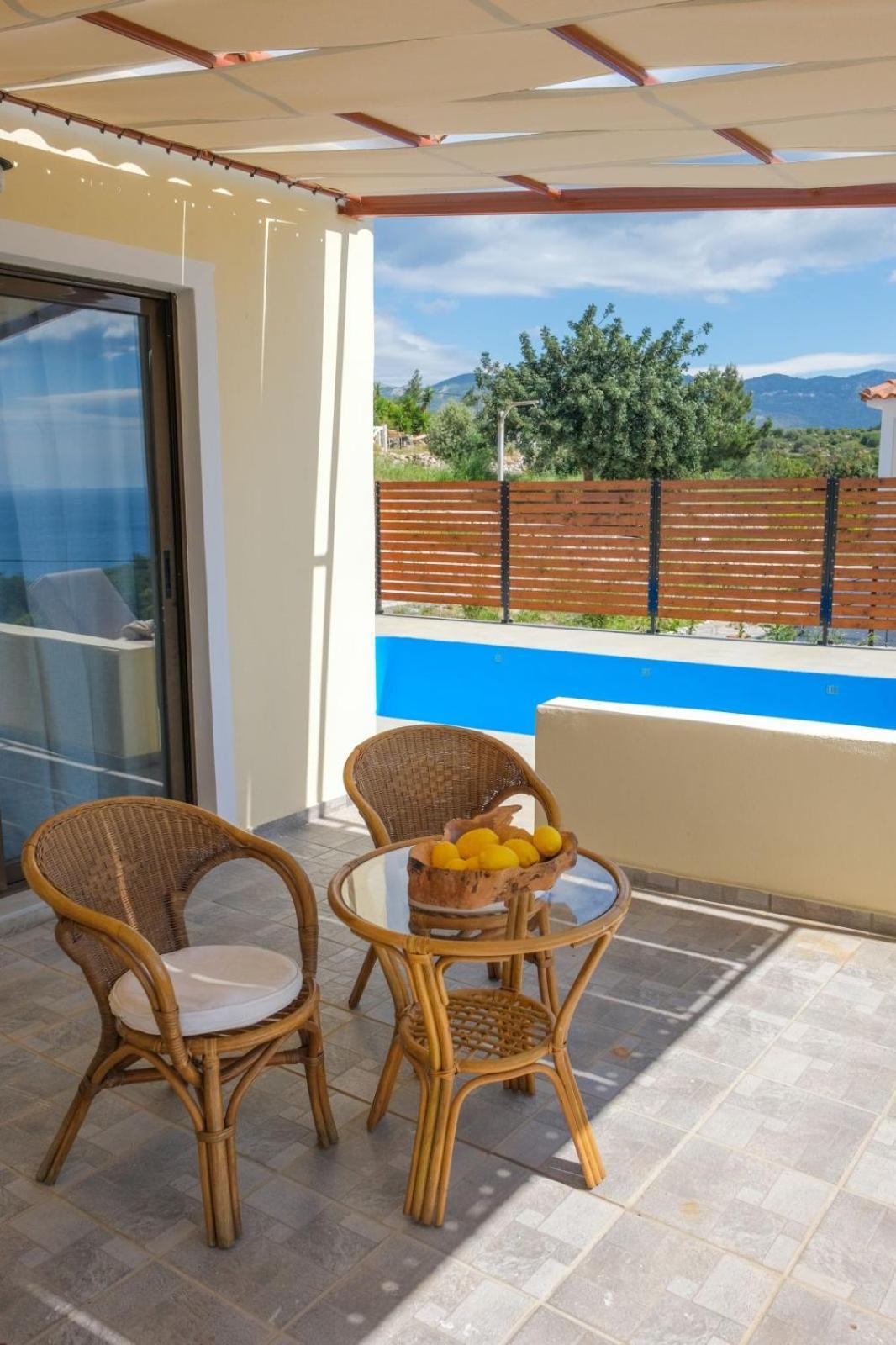 Dream Beyond Villas Ormos Koumeikon Exterior photo